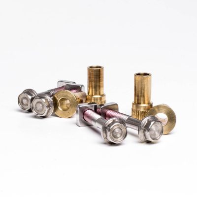 Bolt kit for pump case Max flo XL