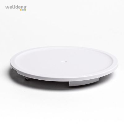 Large wheel cover for E10