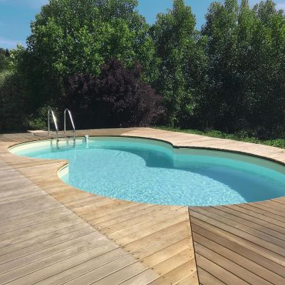 Eight figure Pool